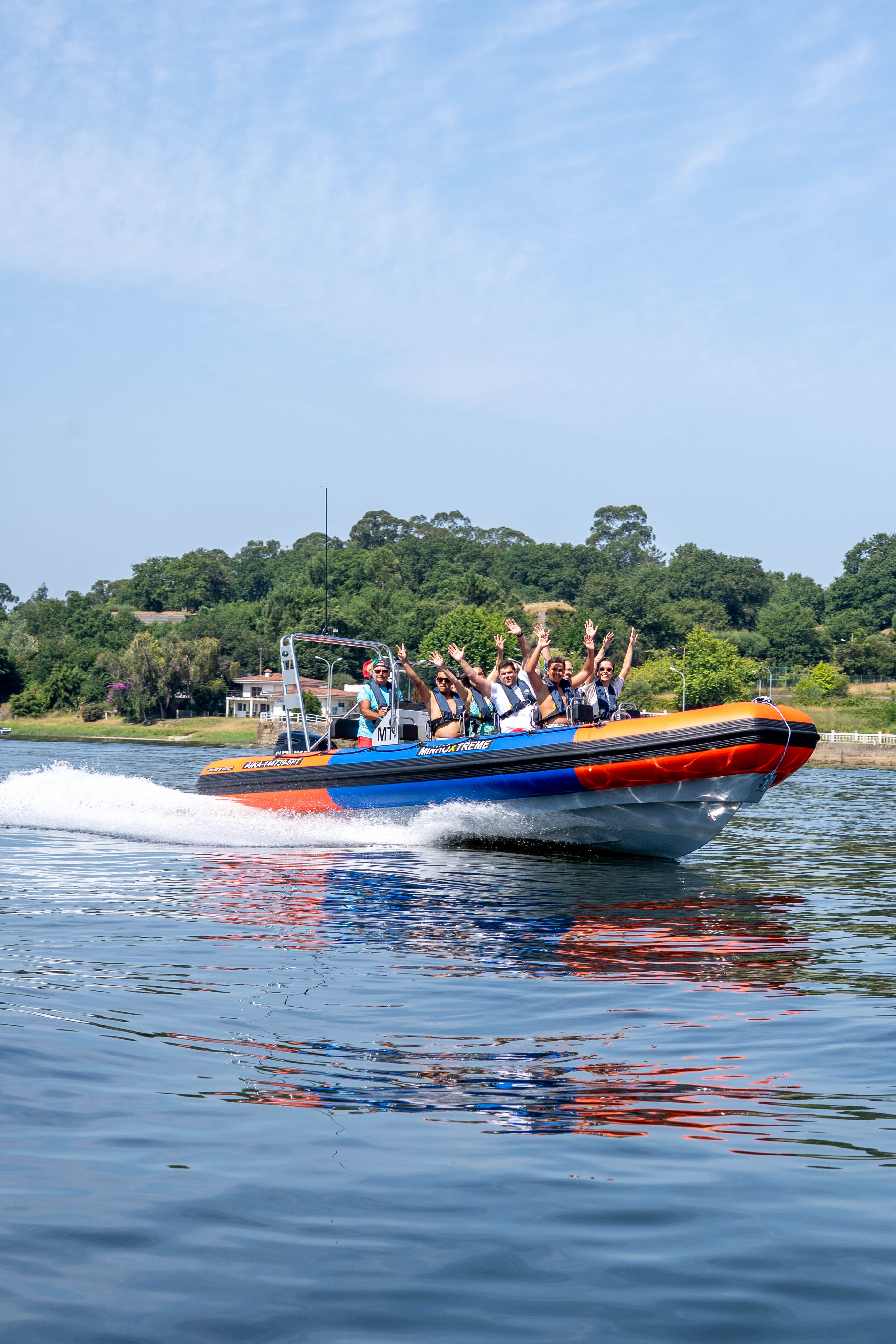 Passeio de Speedboat no Rio Minho 1